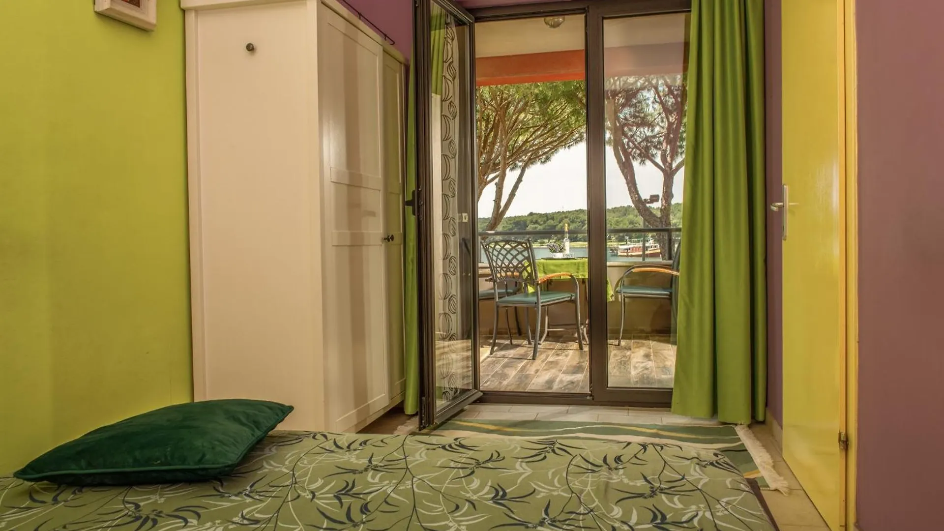Apartments Oliveto - Calming Sea View